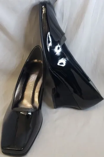 2.5" Abijah -- Women's Dress Wedge Shoe -- Black Patent