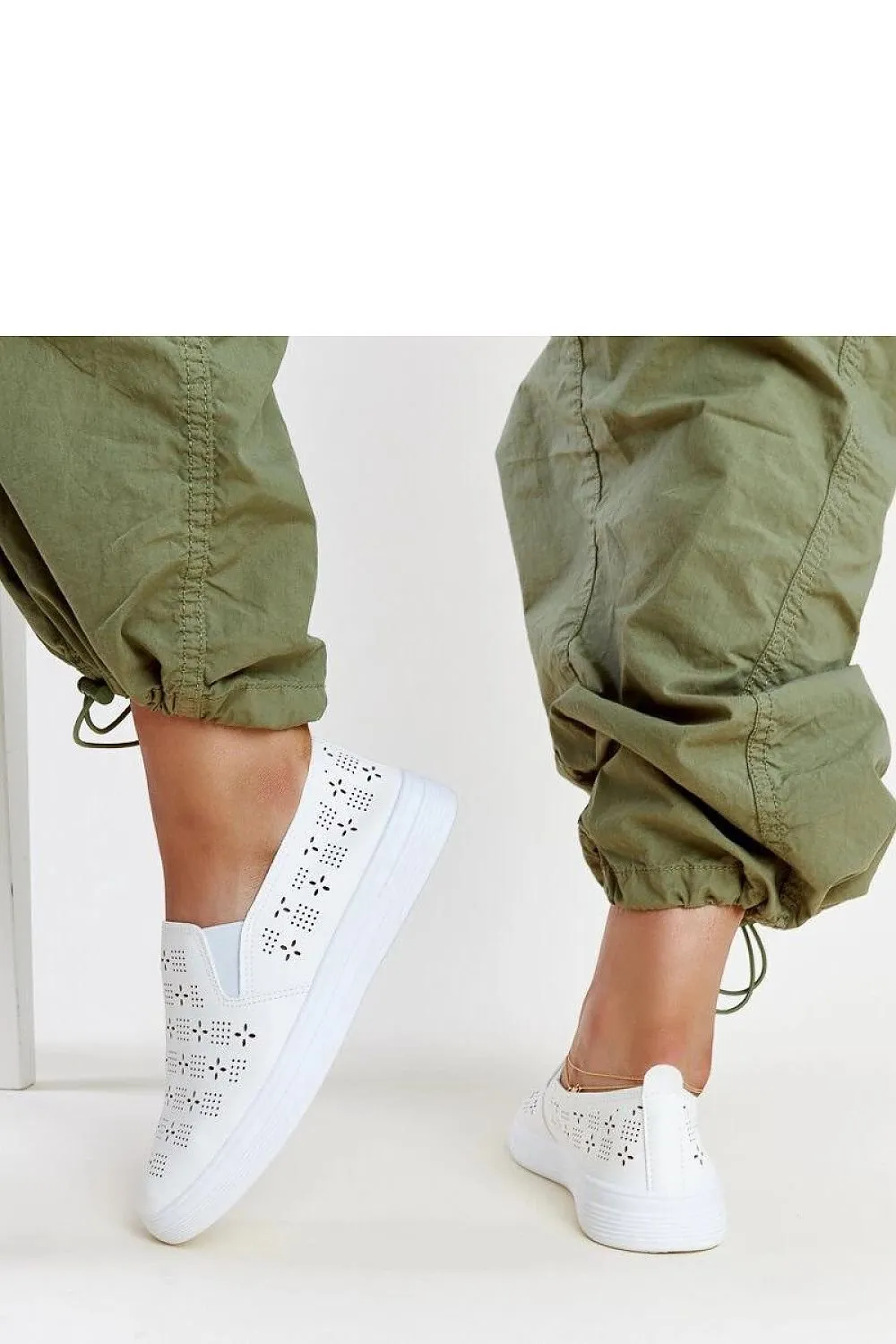 Beige Sneakers