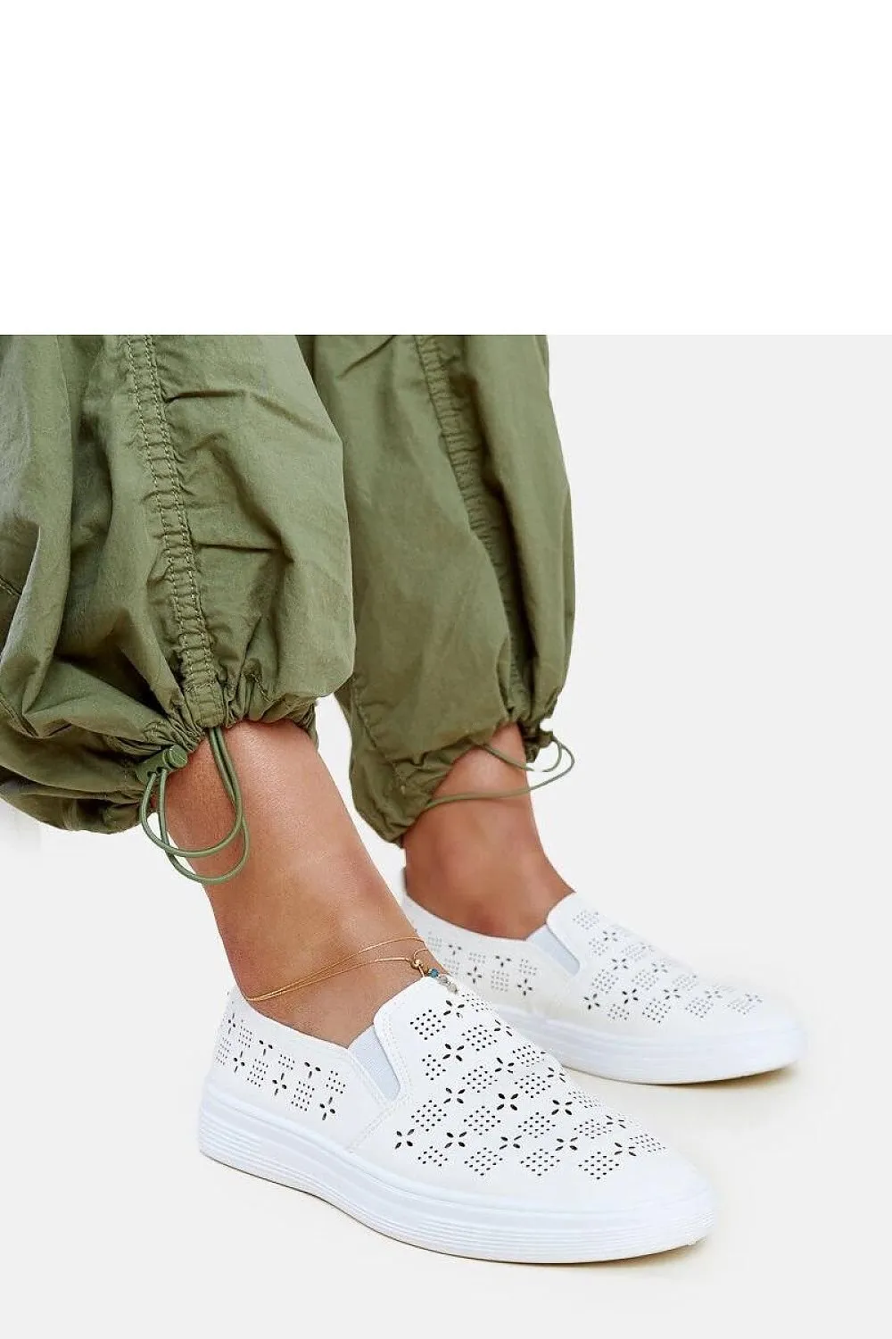 Beige Sneakers