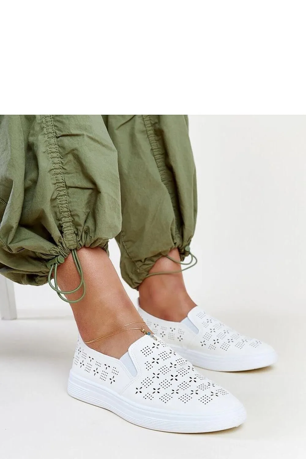 Beige Sneakers