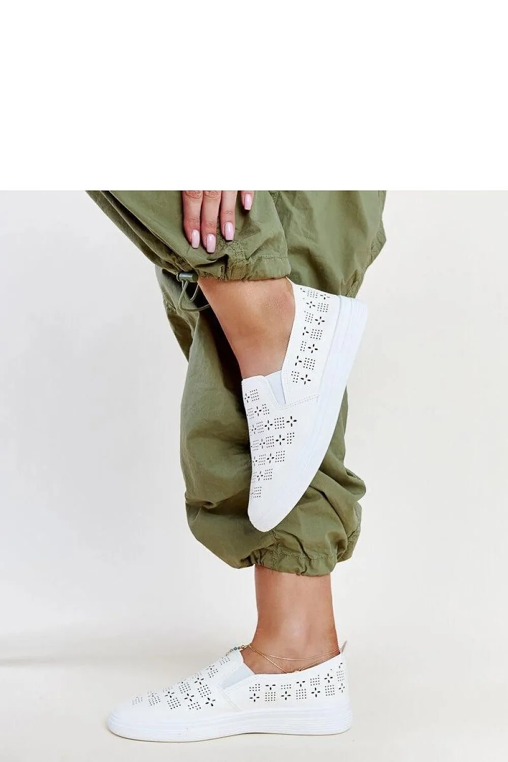 Beige Sneakers