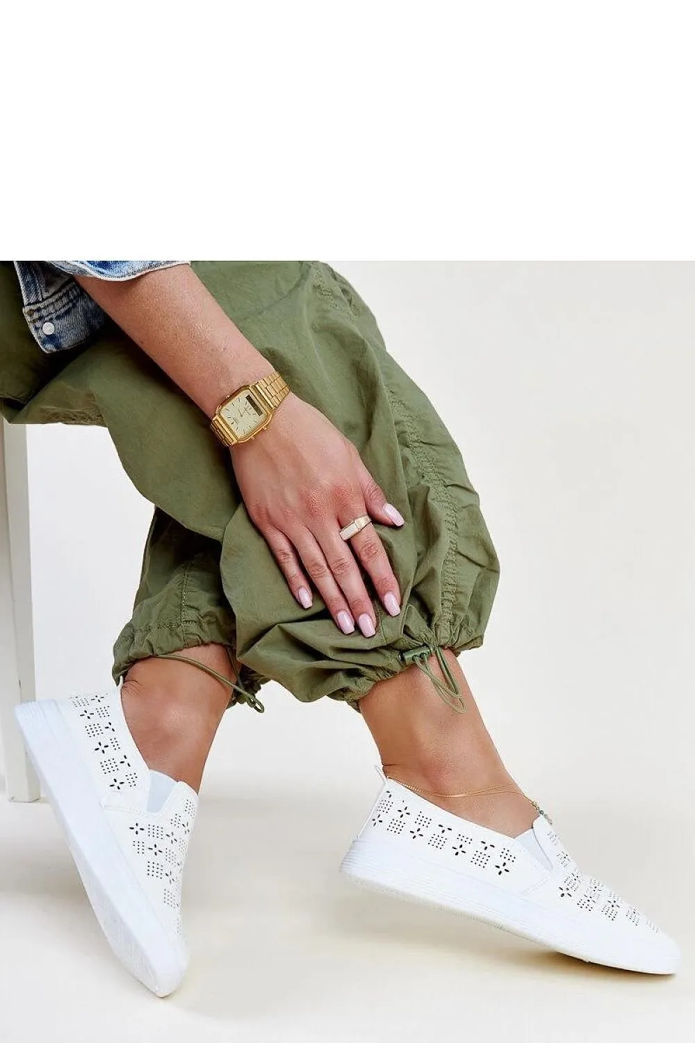 Beige Sneakers