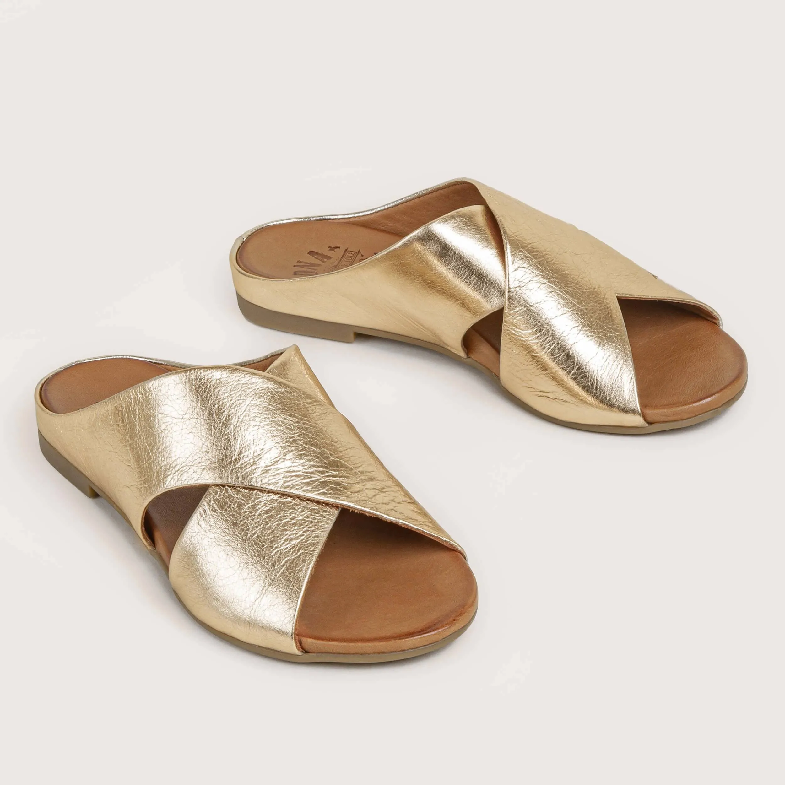 Hampton - Gold