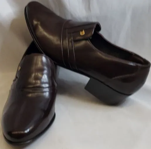 Ozzy -- Men's Cuban Heel Slip-On Dress Shoe